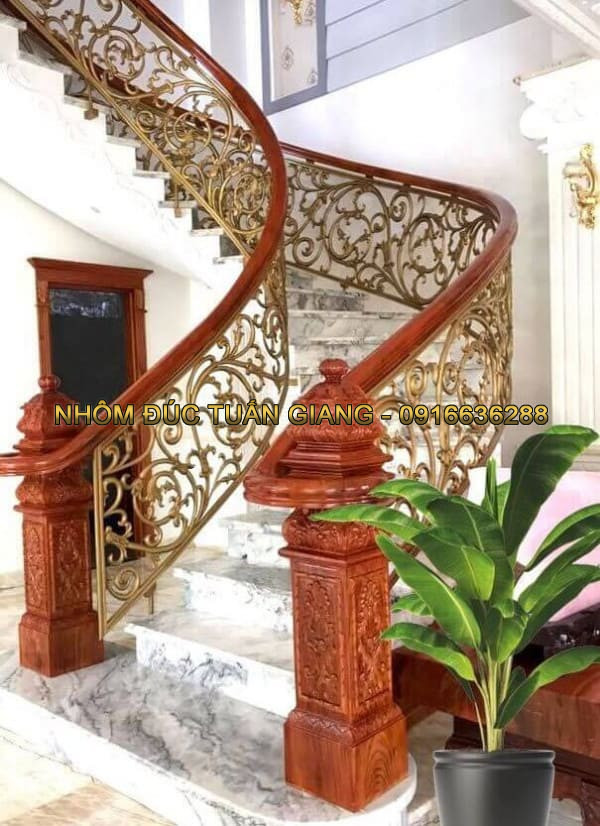 Nâng Cấp Nội Thất Ngôi Nhà Bạn: Sở Hữu Ngay Mẫu Cầu Thang Nhôm Đúc Hot 2024