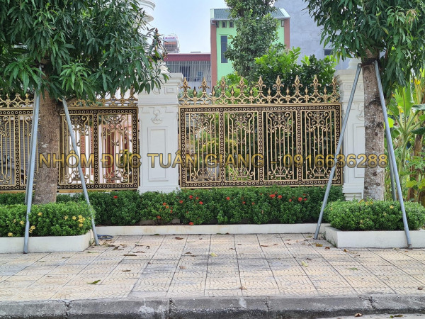 Hàng rào nhôm đúc mẫu HR -119